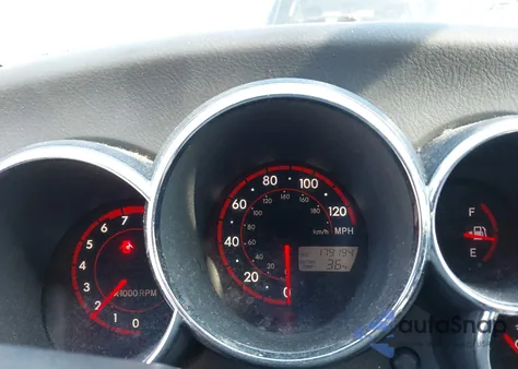 2007 Pontiac Vibe z USA, uszkodzony, nr VIN 5Y2SL65837Z400142